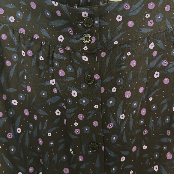 Button front floral skirt 1X - Picture 2 of 4